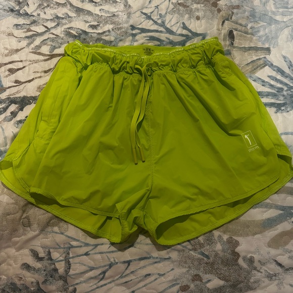 1st Phorm Amplify shorts with built in shorts size small - Picture 1 of 3